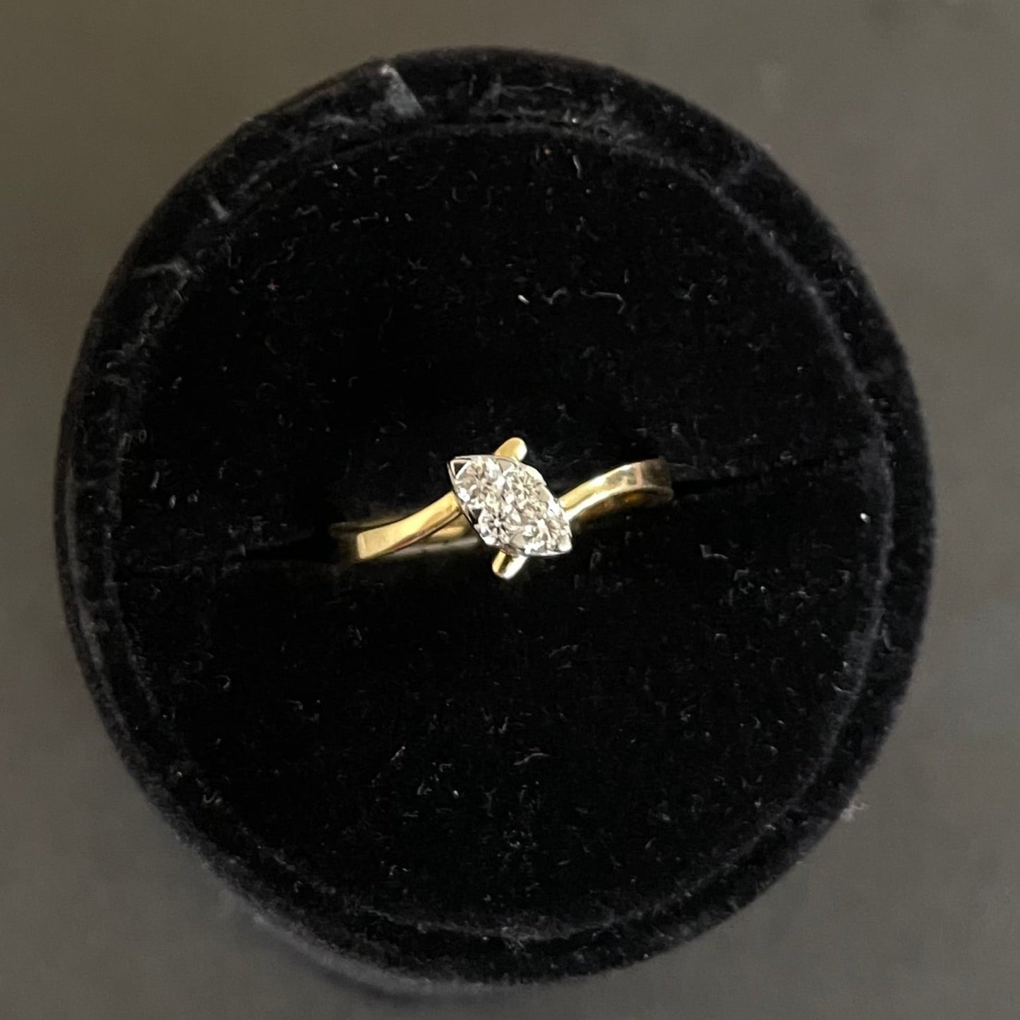IGI Certified 18K Gold Marquise Shaped Diamond Ring